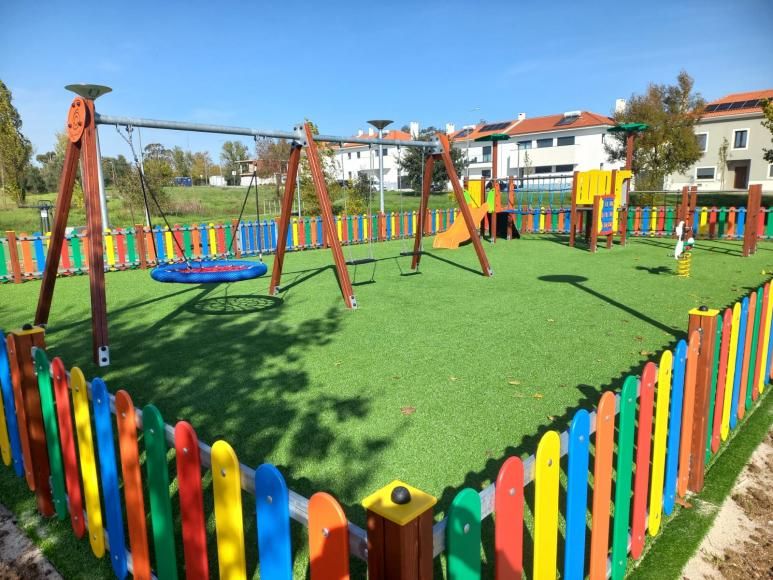 Mais um espa&ccedil;o para as nossas fam&iacute;lias | Novo parque infantil e de atividade f&iacute;sica no Bairro da Casinha