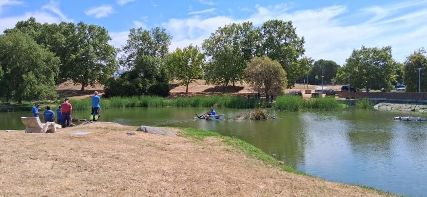Junta celebra início dos trabalhos de limpeza e oxigenação do Lago da Malagueira