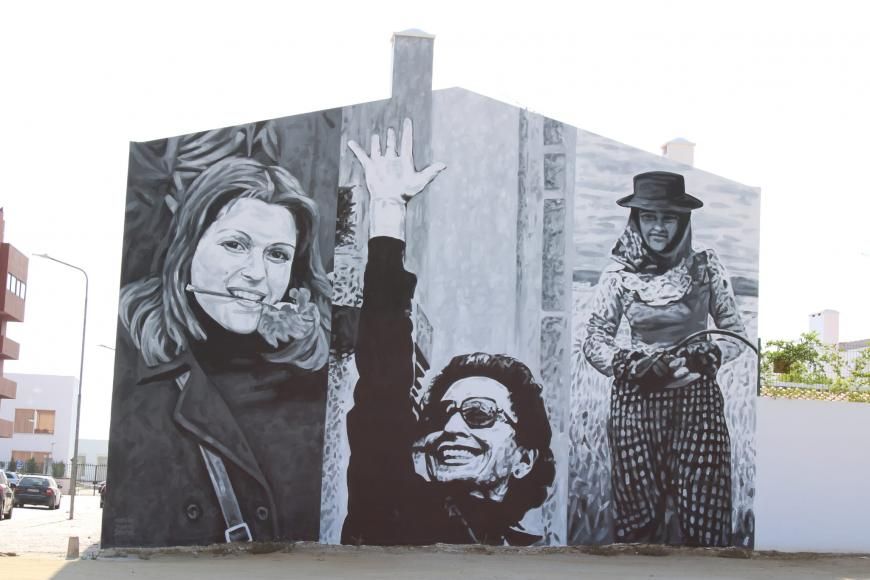 Novo mural na Rua Diana de Liz celebra os direitos das mulheres e os 50 anos do 25 de Abril