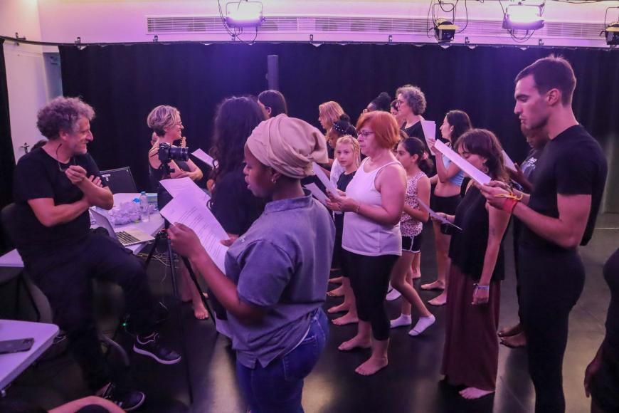 Inscrições abertas para o Laboratório de Teatro e de Criação & Espetáculo-Instalação LÍNGUAS